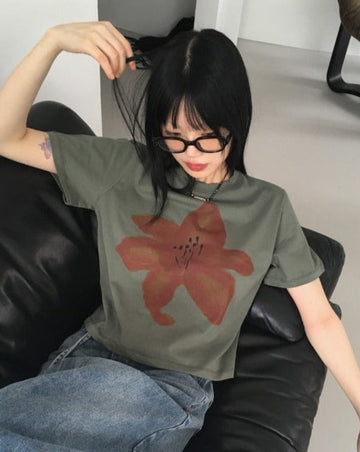 Alz Flower Printed Cropped Short-Sleeved T-Shirt